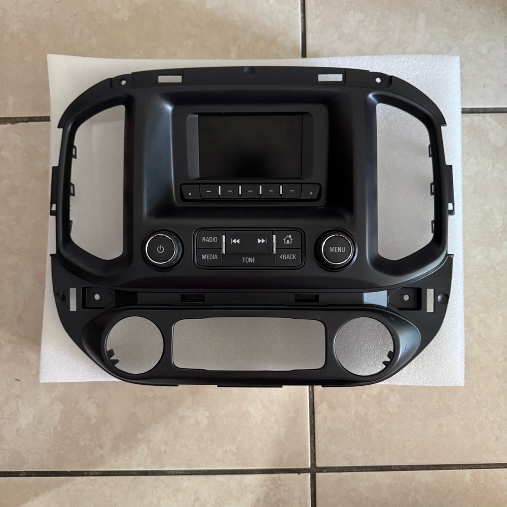 2015-2017 GMC Canyon/Chevy Colorado Control Panel With Screen